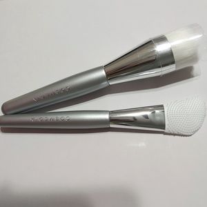 BNIB Cleansing brush & mask applicator